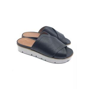 GENTLE SOULS KENNETH COLE Womens Black Cross Lavern Slide Sandals Shoes 9.5